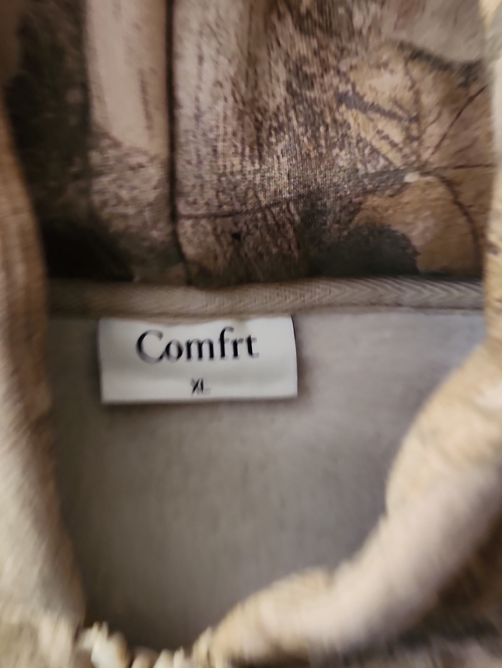 Comfrt XL Camo Zip-up Jacket - Picture 2 of 4